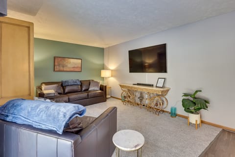 Akron Home w/ Deck: Walk to Towpath Trail! House in Akron