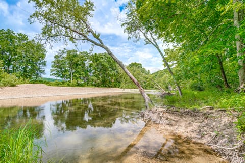 Cozy Steelville Retreat: River + Trail Access! House in Ozark Mountains