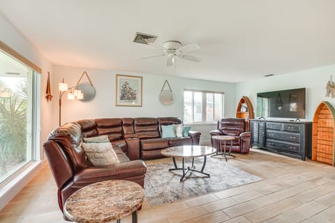 Waterfront North Fort Myers Home w/ Private Pool! House in North Fort Myers