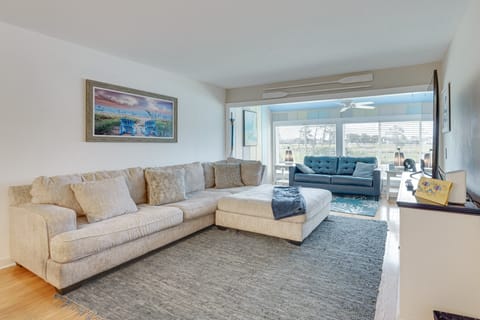 Panama City Beach Bay Point Condo: Close to Golf! Apartment in Lower Grand Lagoon