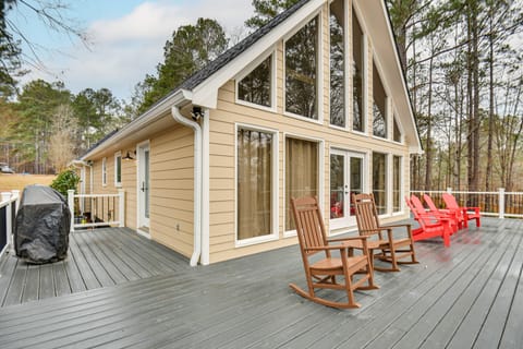 Buckhead Home w/ On-Site Lake Oconee Access! House in South Carolina