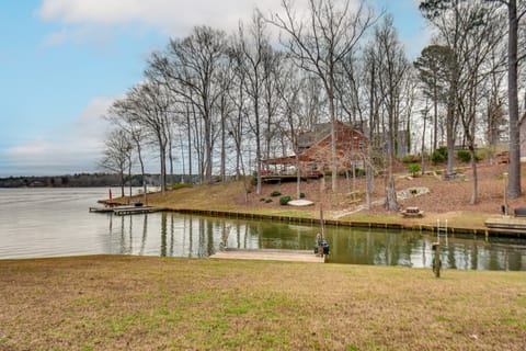 Buckhead Home w/ On-Site Lake Oconee Access! House in South Carolina
