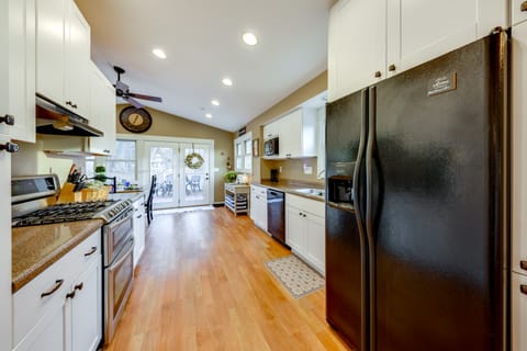 Near Lake Mary! Family-Friendly Twin Lakes Home House in Twin Lakes