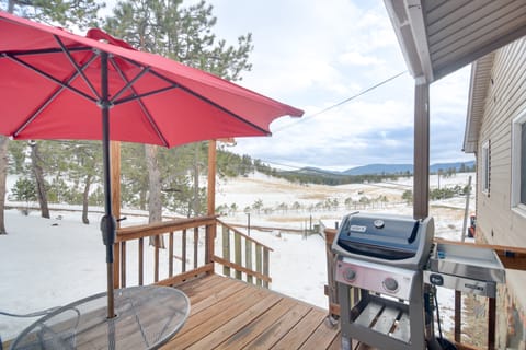 6 Mi to Staunton State Park: Conifer Home w/ Deck House in Park County