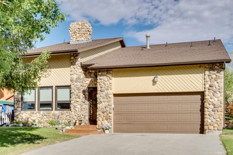 Park City Home w/ 2 Fireplaces & 2 Living Rooms! House in Snyderville