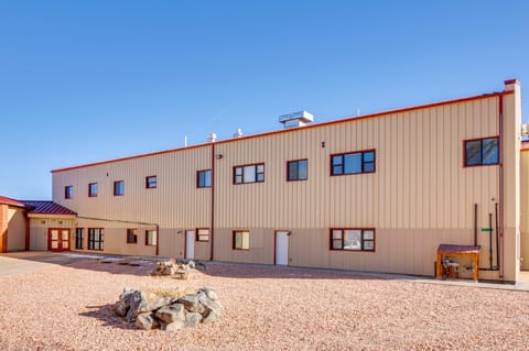 Updated Del Norte Apartment, Walk to Downtown! Apartment in Del Norte