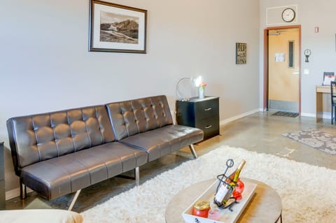 Outdoor Haven: Del Norte Apartment Near Skiing! Apartment in Del Norte