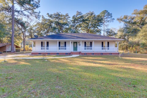 Tranquil Coden Retreat: 10 Mi to Dauphin Island! House in Mississippi