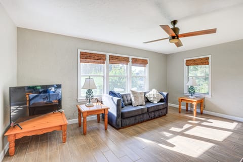 Newberry Home w/ Deck on 10 Acres! House in Florida