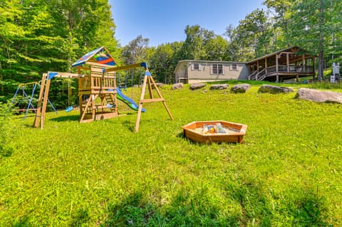Cozy Home w/ Playground: Near Hunter Ski Resort! House in Haines Falls