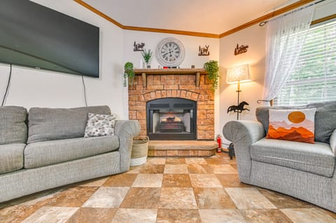 Cozy Home w/ Playground: Near Hunter Ski Resort! House in Haines Falls