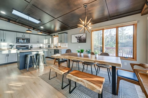 Pet Friendly w/ Game Room, Hot Tub & Private Dock! House in Wisconsin