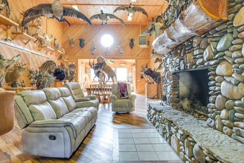 Salmon Vacation Rental w/ On-Site River Access! House in Salmon River