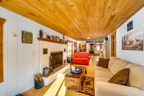 Pet-Friendly Irons Cottage w/ Fire Pit & Fireplace Cottage in Michigan