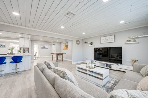 Florida Gulf Coast Getaway: Pool + Screened Lanai! House in Rotonda West