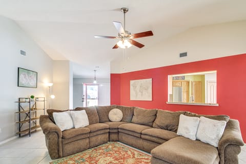 4 Mi to Beach: Home w/ Fenced Yard in Pensacola! House in Alabama