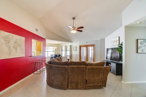 4 Mi to Beach: Home w/ Fenced Yard in Pensacola! House in Alabama