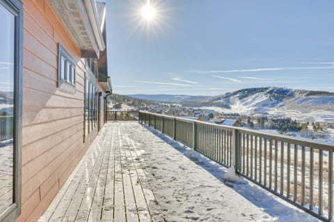 Ski Granby & Winter Park! Luxury Mtn-View Home House in Granby