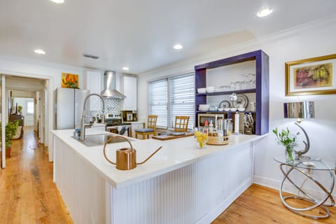 'Cadillac Cottage' - 3 Mi to French Quarter! Apartment in New Orleans