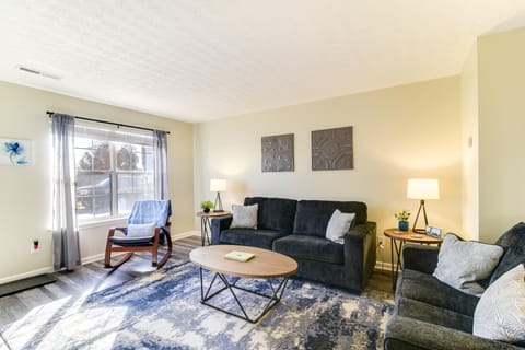 Bowling Green Townhome: 4 Mi to Lost River Cave! Apartment in Bowling Green