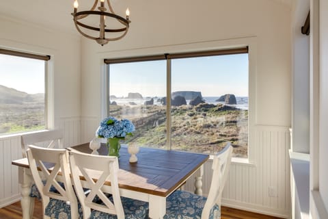 Scenic Bandon Vacation Rental w/ Beach Access! House in Oregon