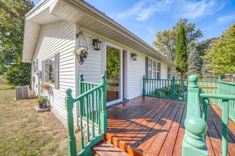 Quiet Shepherd Home: Near CMU Campus! House in Michigan