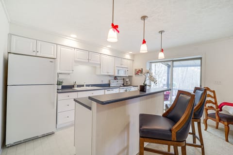 Sugar Mountain Retreat: Hike, Golf & Ski! Apartment in Sugar Mountain