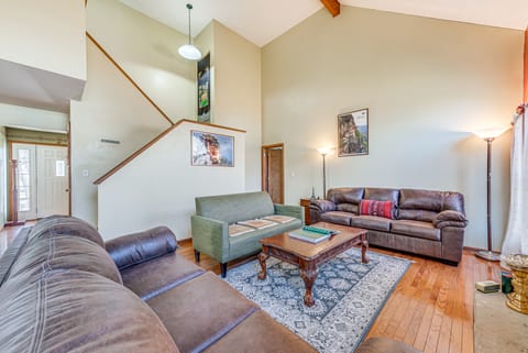 11 Mi to Camelback Resort: Tobyhanna Home! House in Coolbaugh Township