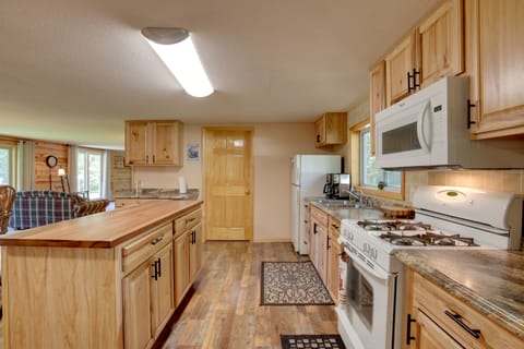 Country Vacation Rental in Mercer at Waterfall! Cottage in Wisconsin