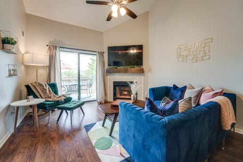 Fireplace, Indoor Pool Access! Family Branson Unit Apartment in Branson
