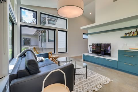 Dog-Friendly Austin Guest House: 3 Mi to Downtown Apartment in Zilker