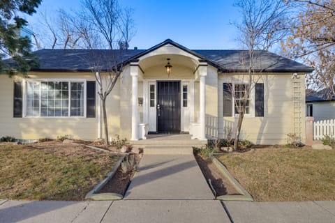 < 1 Mi to Midtown: Pet-Friendly Home in Reno! House in Reno