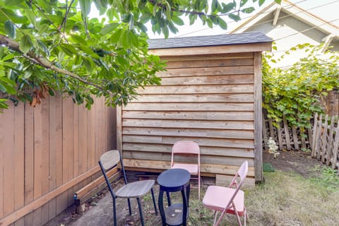 Walkable Queen Anne Cottage < 1/2 Mi to Kerry Park House in Queen Anne