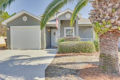 1 Mi to Sand/Fishing Pier! Panama City Beach Gem House in Panama City Beach