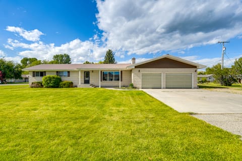 Idaho Vacation Rental: Day Trip to Yellowstone! House in Idaho