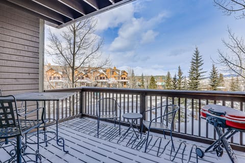 Ski-In/Ski-Out Granby Ranch Condo w/ Pool Access Apartment in Granby