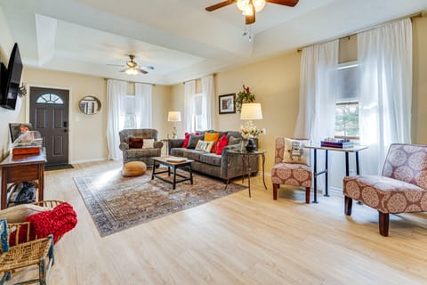 Zanesville Apartment w/ Porch - 3 Mi to Downtown! Apartment in Zanesville