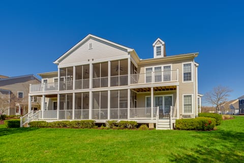 3 Mi to Beach: Ocean View Getaway w/ Pool Access Apartment in Ocean View