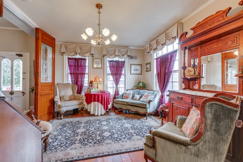 Spacious Home in Sutter Creek - Walk to Wineries! Villa in Sutter Creek