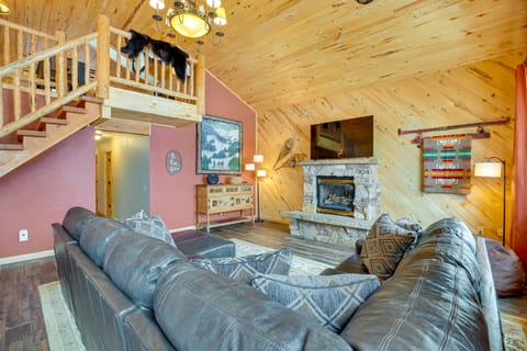 Spacious Gunnison Home: Ski, Hike, Bike & Fish! House in Colorado