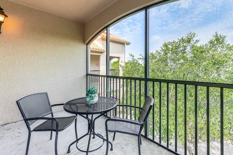 8 Mi to Disney Parks: Family Davenport Condo Apartment in Four Corners