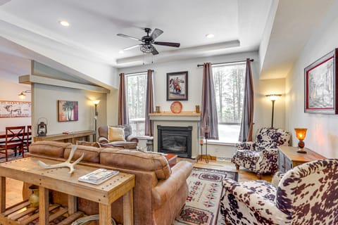 Bayfield Retreat, 9 Mi to Vallecito Reservoir! House in La Plata County