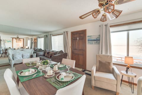 Lakefront Pelican Rapids Cabin w/ Boat Dock! House in Minnesota