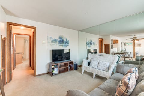 Lakefront Pelican Rapids Cabin w/ Boat Dock! House in Minnesota