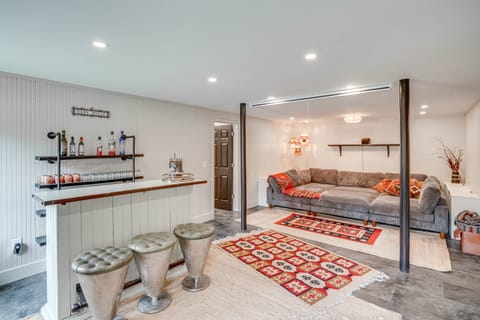 Secluded Catskill Home w/ Hiking Trails On-Site! House in Capital District, NY, USA