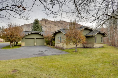 2 Mi to River Run Day Lodge: Family-Friendly Home House in Sun Valley
