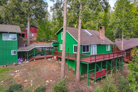 Cozy Mi-Wuk Village Cabin: 18 Mi to Dodge Ridge! House in Mi Wuk Village
