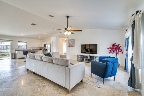 Canal-Front Cape Coral Home w/ Fire Pit, By Beach! House in Cape Coral