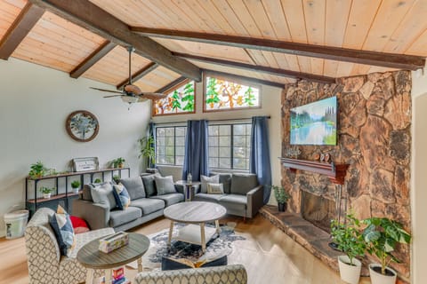 Crestline Home w/ Private Hot Tub: Steps to Lake! House in Crestline