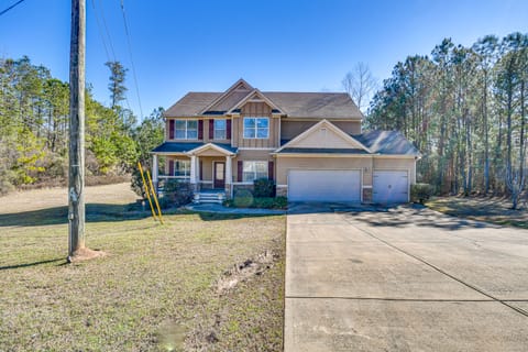 Spacious Phenix City Home ~ 9 Mi to Columbus! House in Alabama